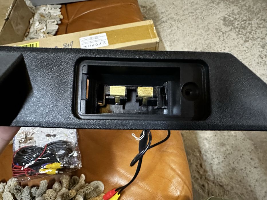 Камера заднього огляду штатна Audi A3 A4 A6 B6 B7 S3 S6 A8 S8 A5