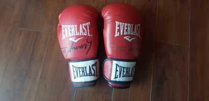 Rękawice bokserskie Everlast z podpisem Lennox Lewisa