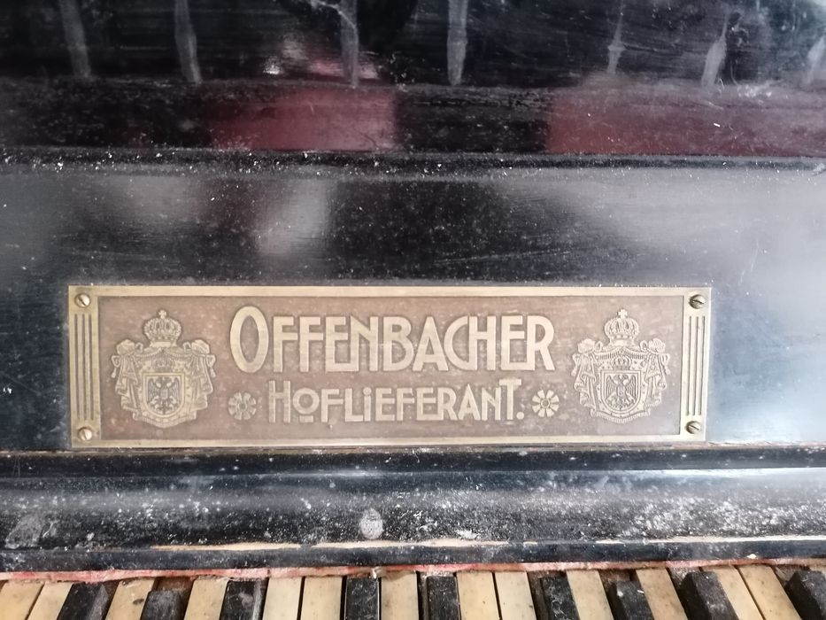 Старинное Пианино