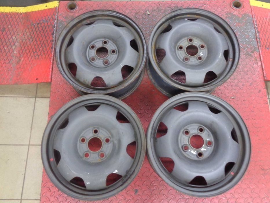 Felgi stalowe VW T5 - 7Jx17 , 5x120 , ET55 , ot.65