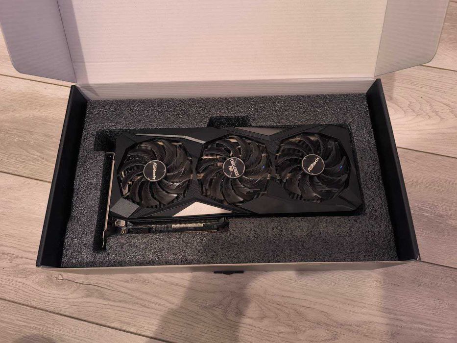 Відеокарта ASRock Radeon RX 6800 Challenger Pro