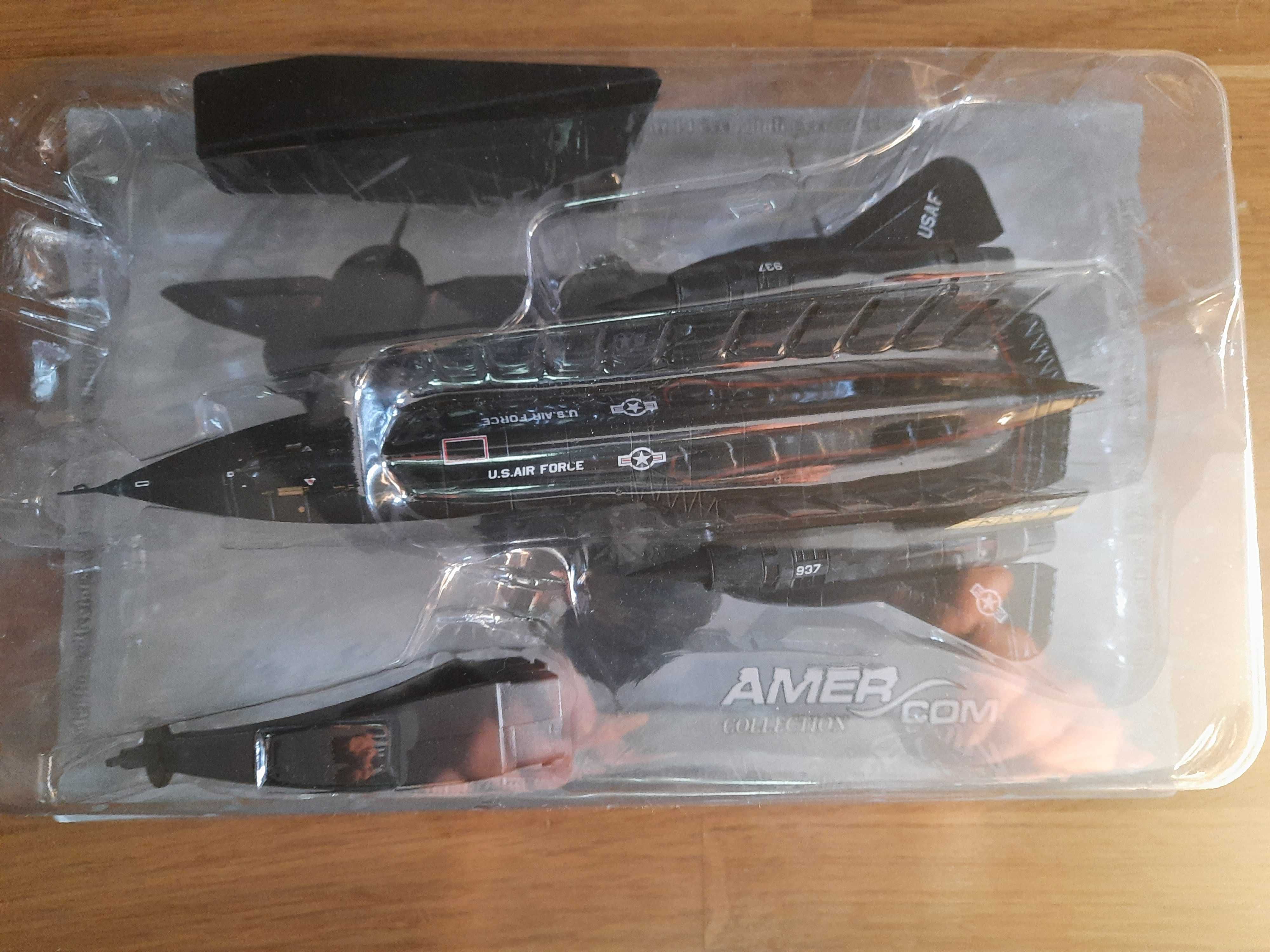 Model Amer Com Lockheed YF-12C (SR-71A Blackbird), 1971, skala 1/144