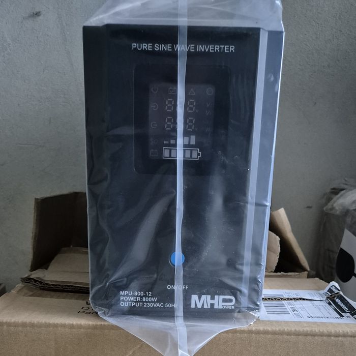 Джерело безперебійного живлення 700 Вт