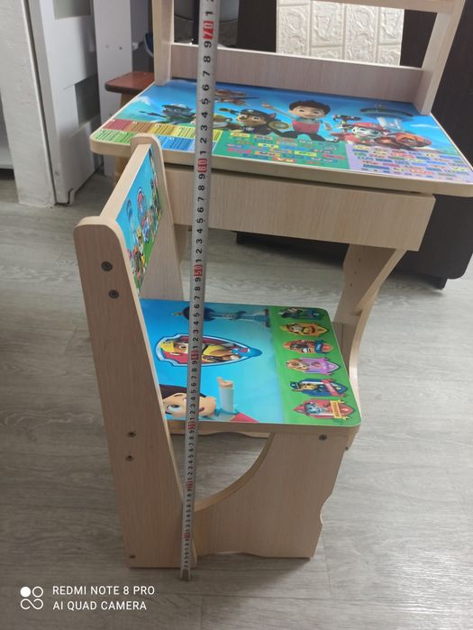 Продам дитячий столик з стульцем
