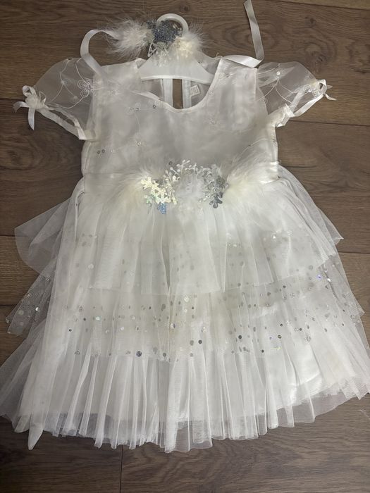 Плаття сніжинка на 2,5-3,5 рочки