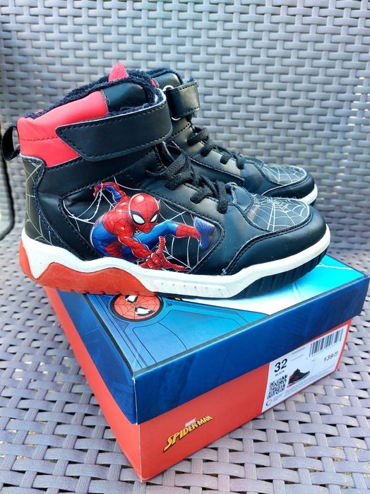 Buty ocieplane Spiderman Marvel rozmiar 32