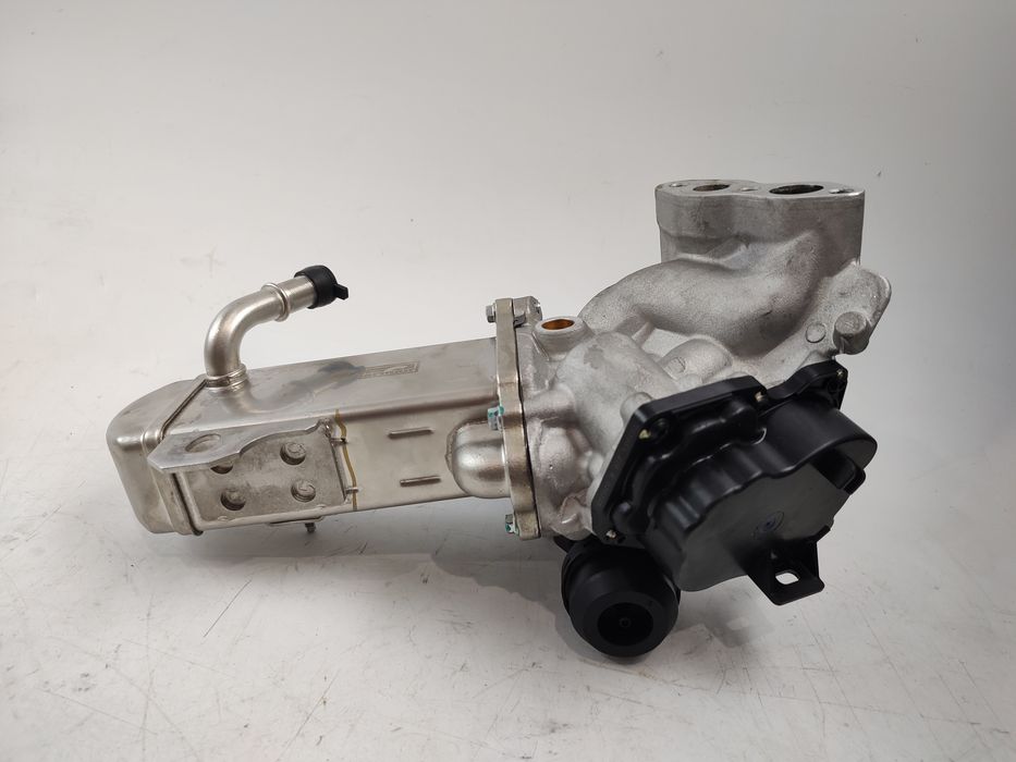 Peugeot 508 Citroen 2.0 HDI zawór  EGR