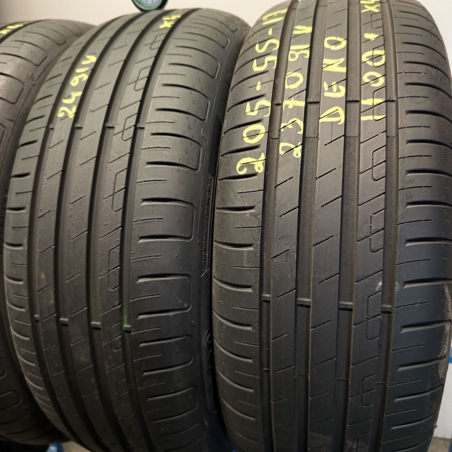 205/55R17 Goodyear EficientGrip Performance