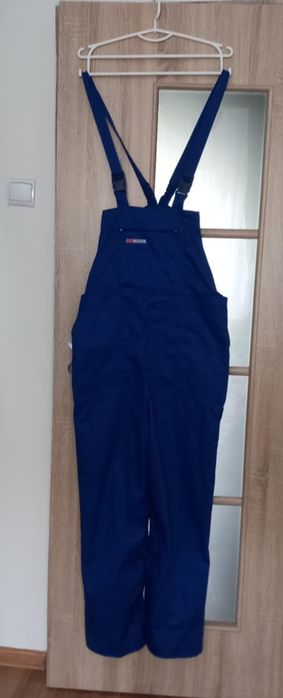 Granatowe ogrodniczki,Reis XL