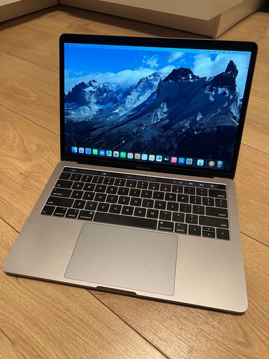 MacBook Pro 13,3” TOUCH BAR 16/256 GB w idealnym stanie!