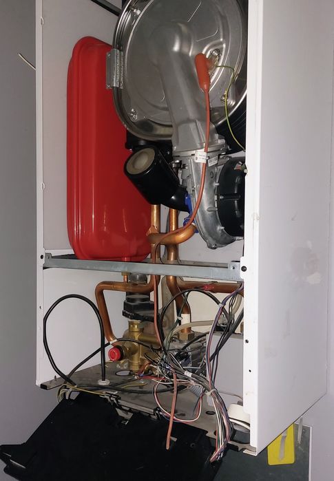 Kocioł Piec Gazowy Brötje PWHC 28 26kW Książka Gwarancyjna Instrukcja