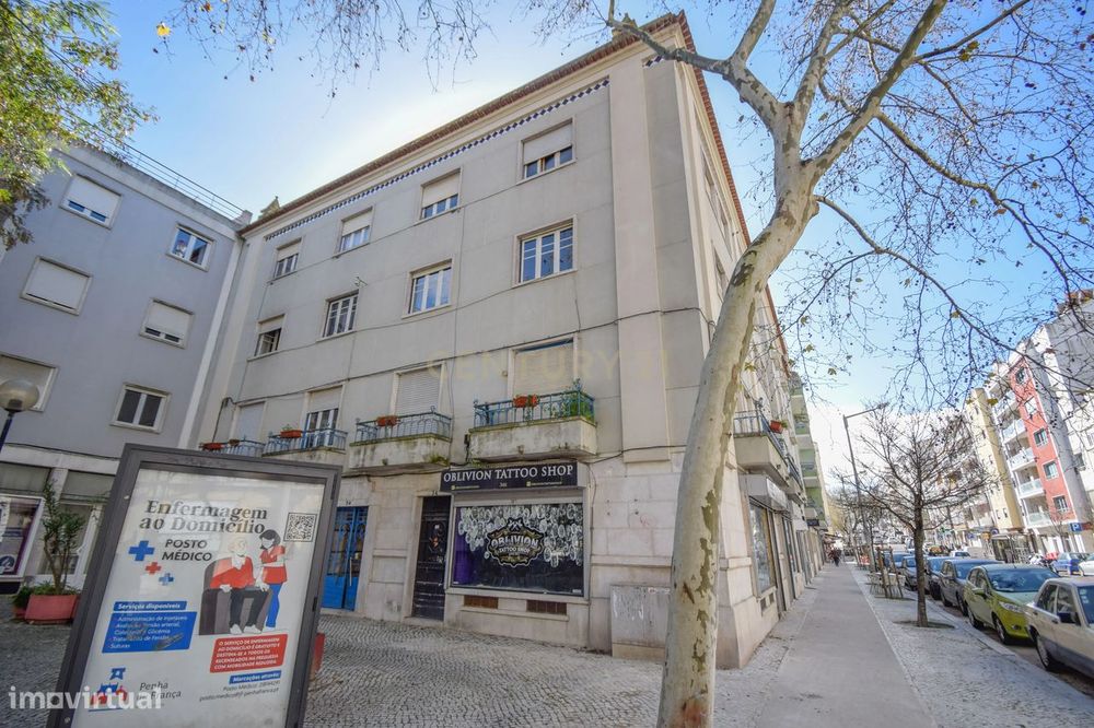 Venda de Parte de Prédio / quinhão hereditário sito na Av. General Roç