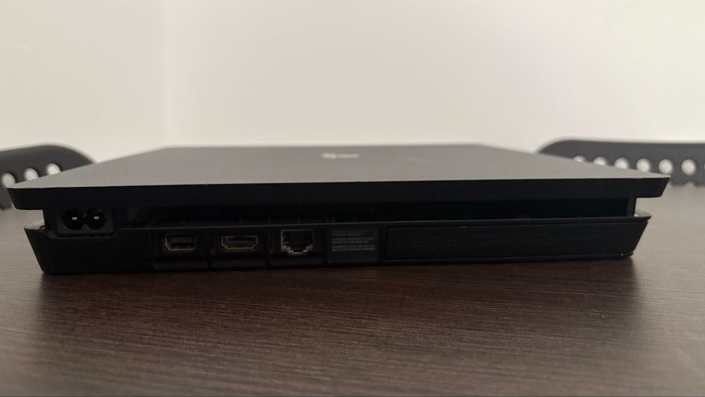 Ps4 1 tera super novo comando novo