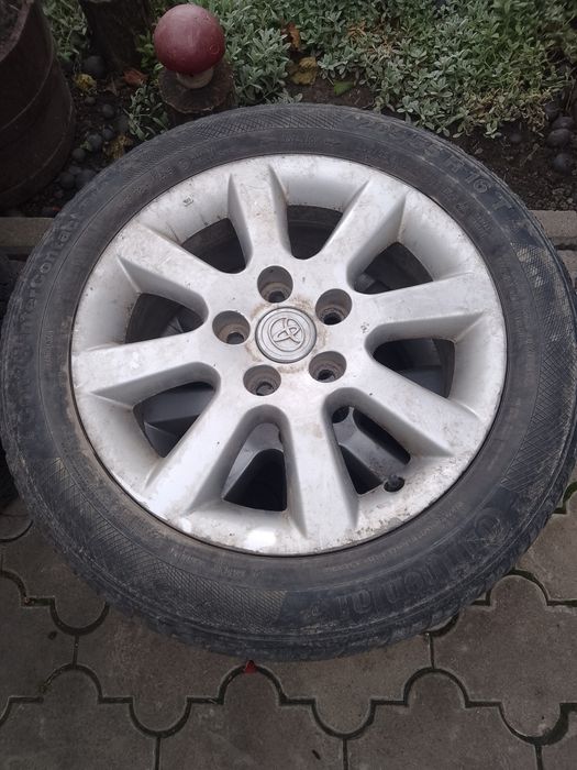 Диски Тойота Авенсіс