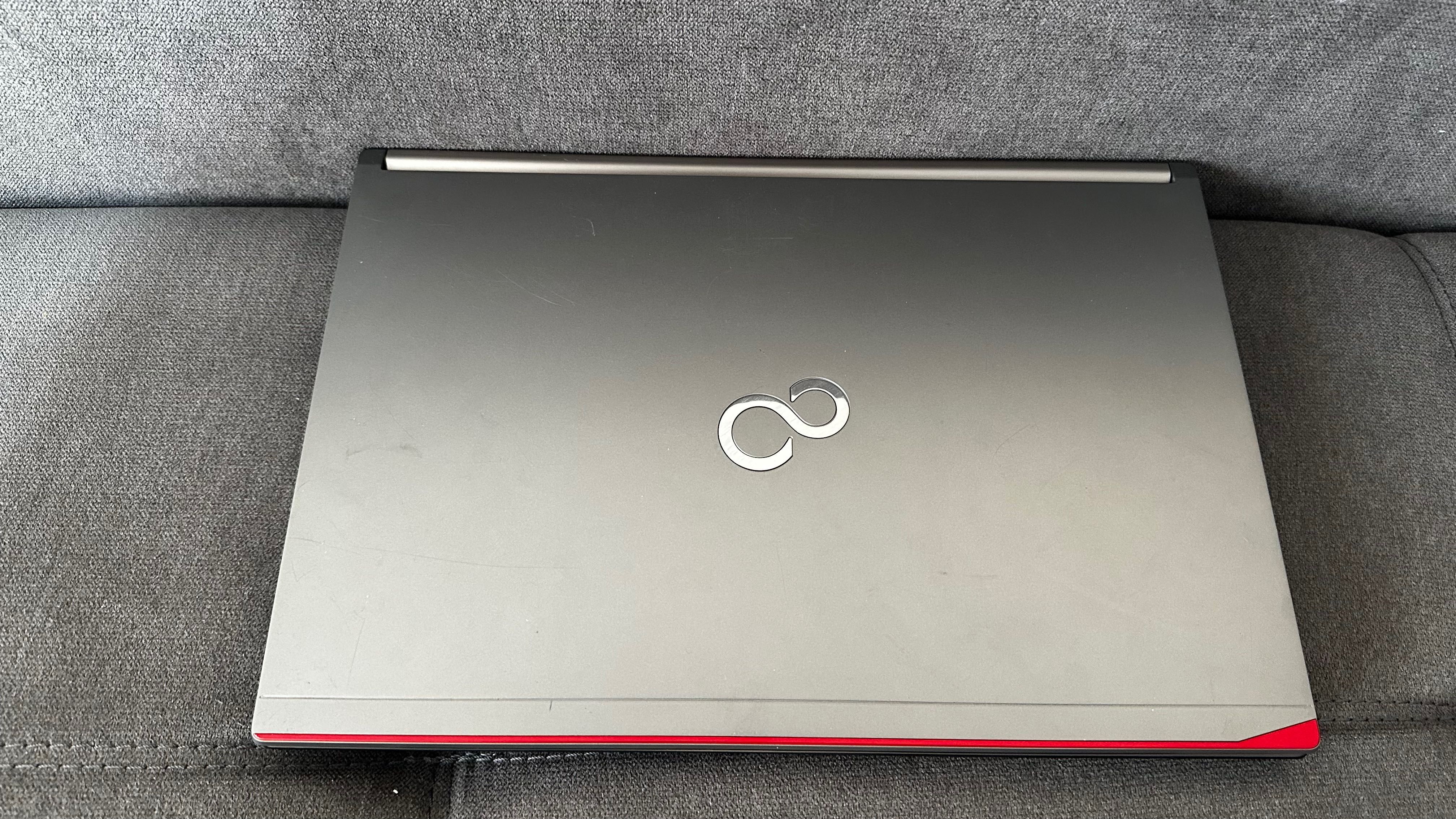 Ноутбук Fujitsu Lifebook E744 14.0/intel core i5-4300M / RAM 8/SSD 256