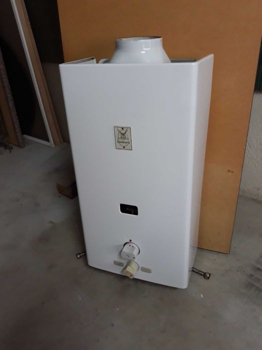 Esquentador Vaillant de 11 lt., gás de garrafa propano,em bom estado