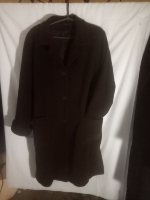 Пальто шоколадного цвета 80%кашемир сделано в Германии цена 500грн