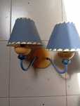 Decora a parede com candeeiro+ quadros