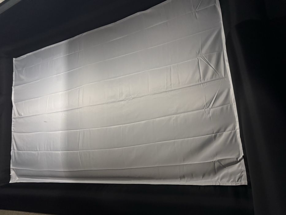 Tela gigante insuflavel