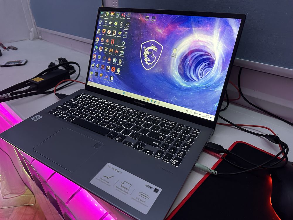 Игровой ноутбук Asus + игровые девайсы