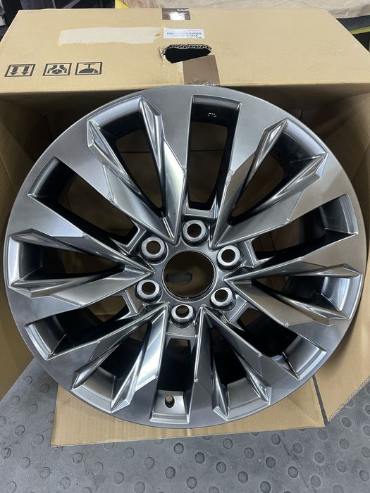 оригінальні диски 4261A60260 Toyota Land Cruiser 300 R20