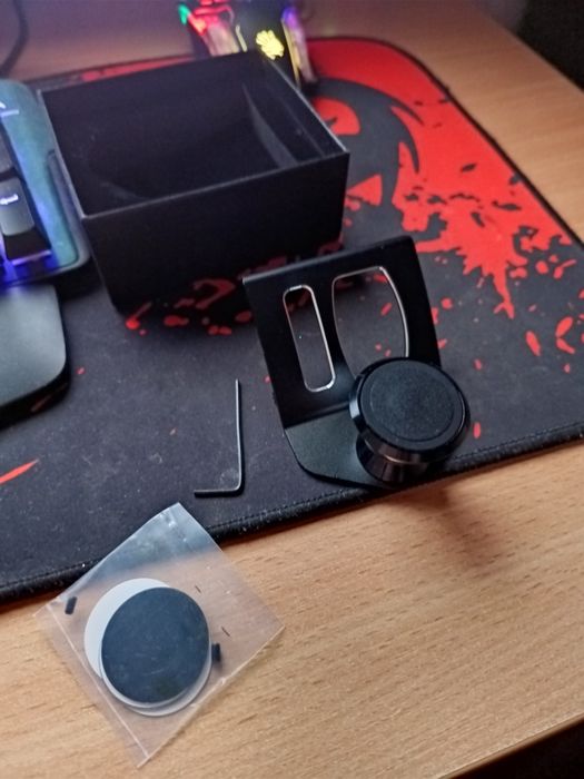 Продам тримач для телефону bmw f10/f11