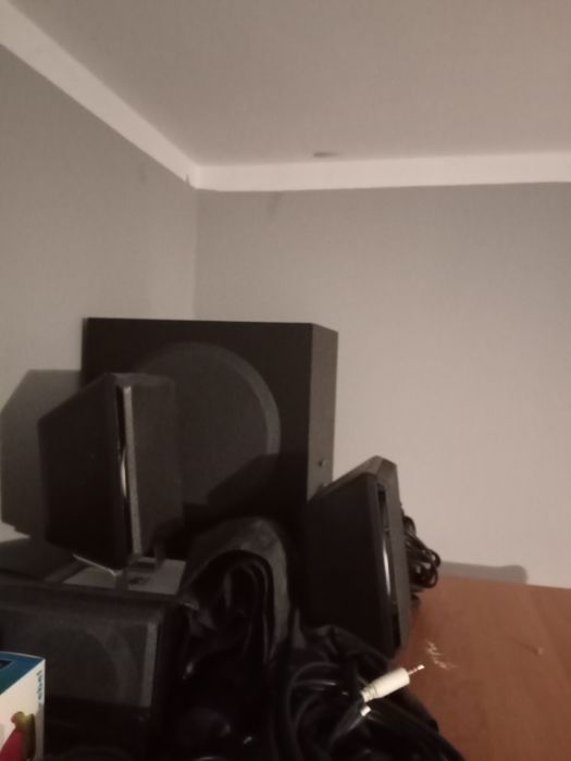 Głośniki z suboferem