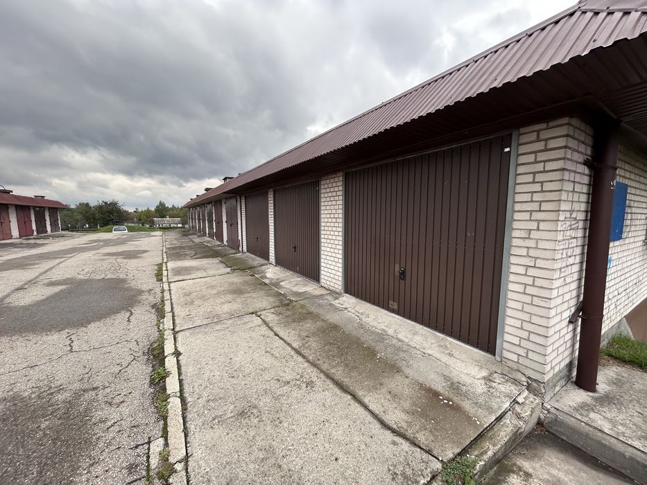 Garaż murowany Kopernika Augustynika Reden