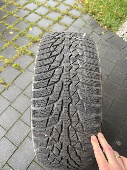Opony zimowe NOKIAN 225/50 R18 99H XL