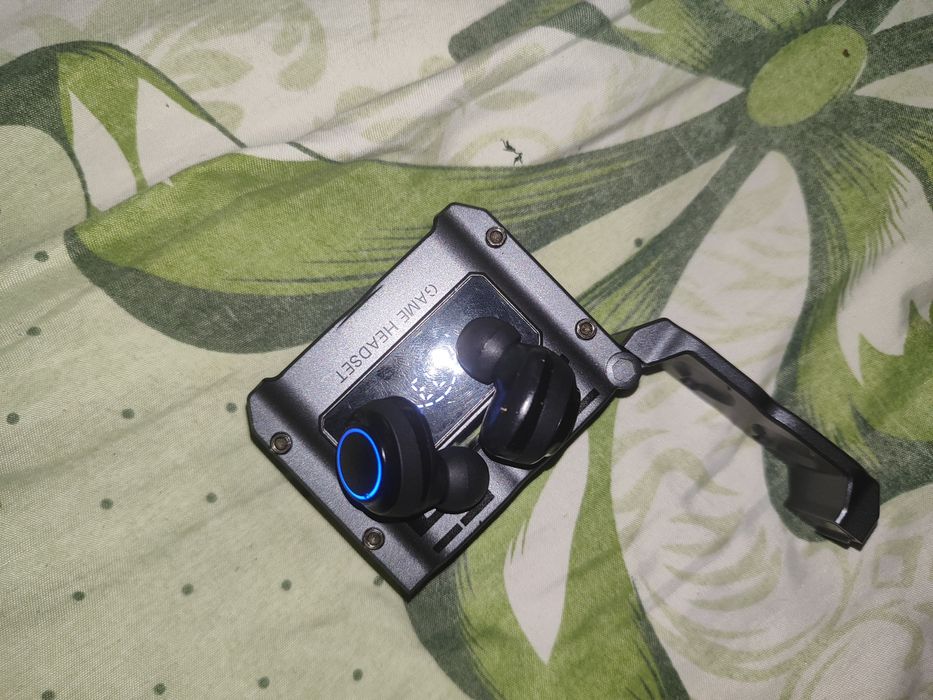 Продам наушники работают ище как повер