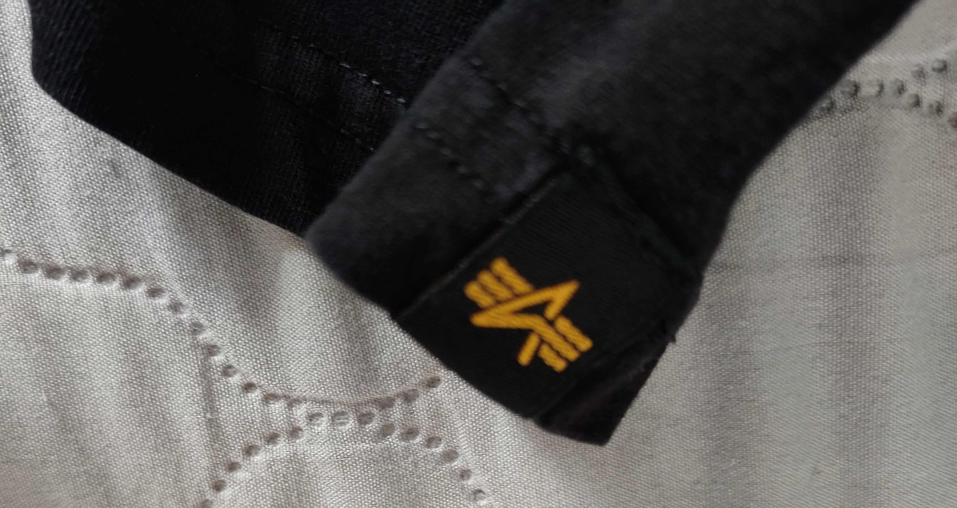 Koszulka Alpha lndustries NASA M czarna męska T-shirt z krótki rękaw