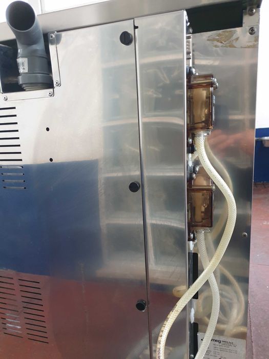 Máquina de lavar instrumentos hospitalares