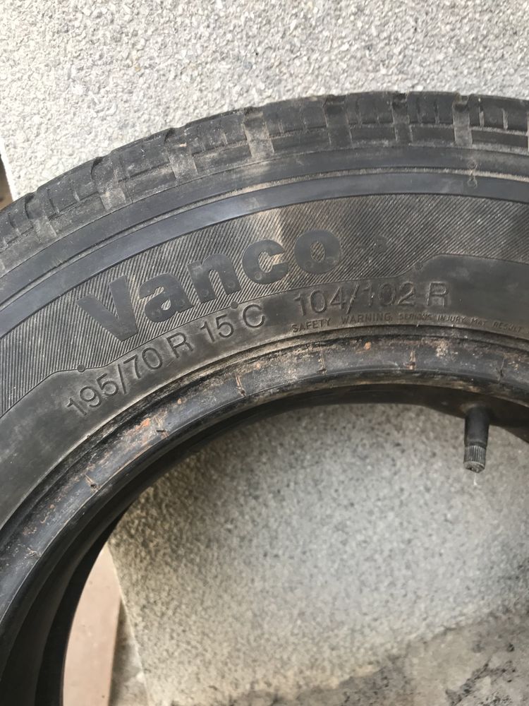 Continental Vanco 195/70R15C 1шт.