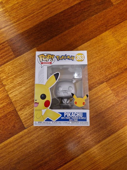 Funko Pop! Pokemon Pikachu 353 Silver - nowa