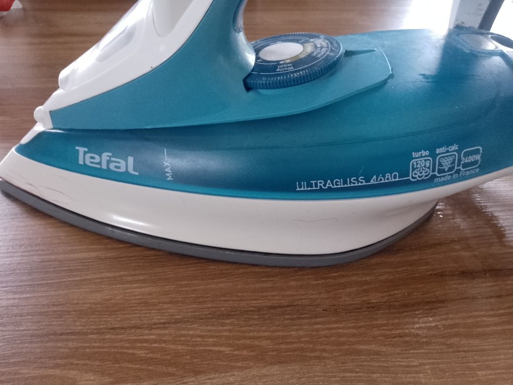 Żelazko Tefal  Ultragliss 4680