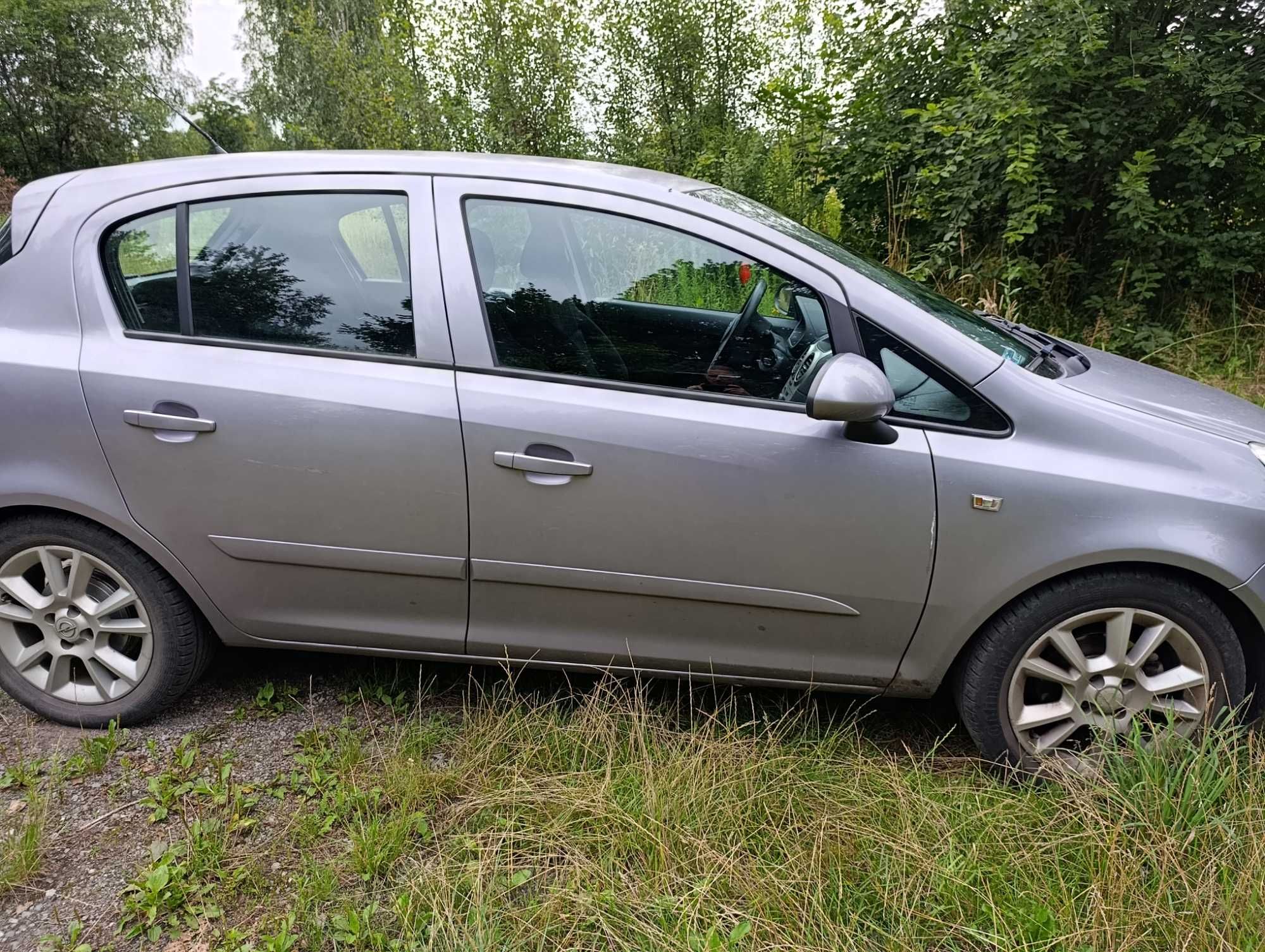 Opel Corsa D 1.2 Benzyna 2006