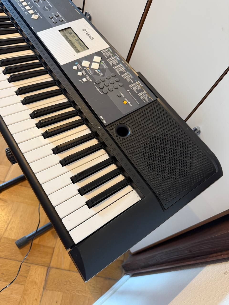 Синтезатор Yamaha ypt-230