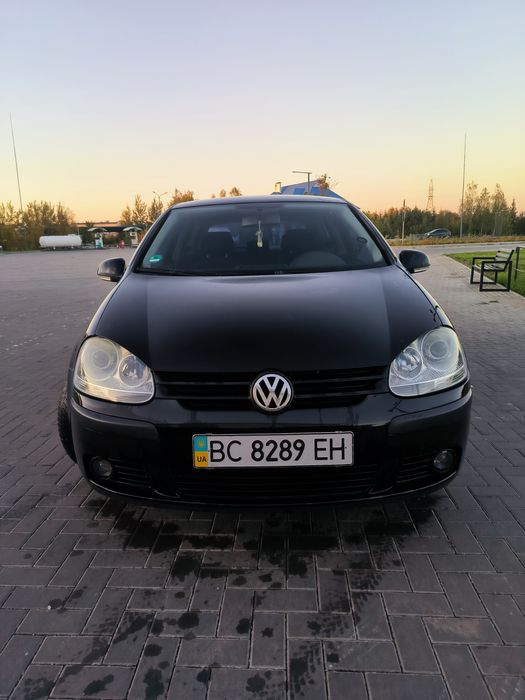 Volkswagen Golf 5 гольф