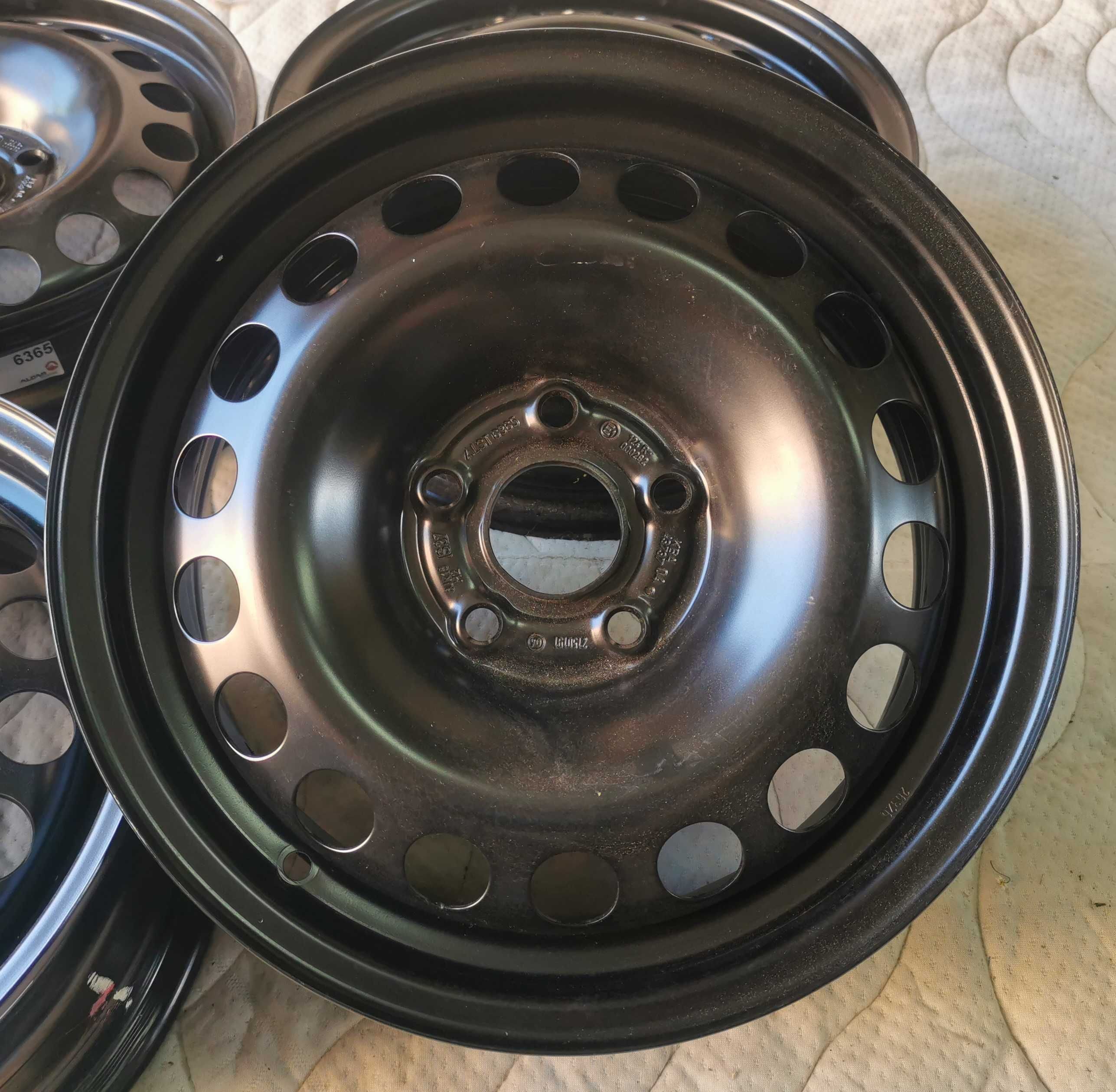 felgi stalowe 15 Opel Astra K 5x105 nowe