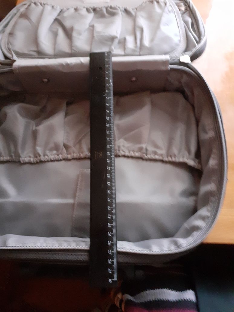 Продам сумку- портфель  для ділової людини