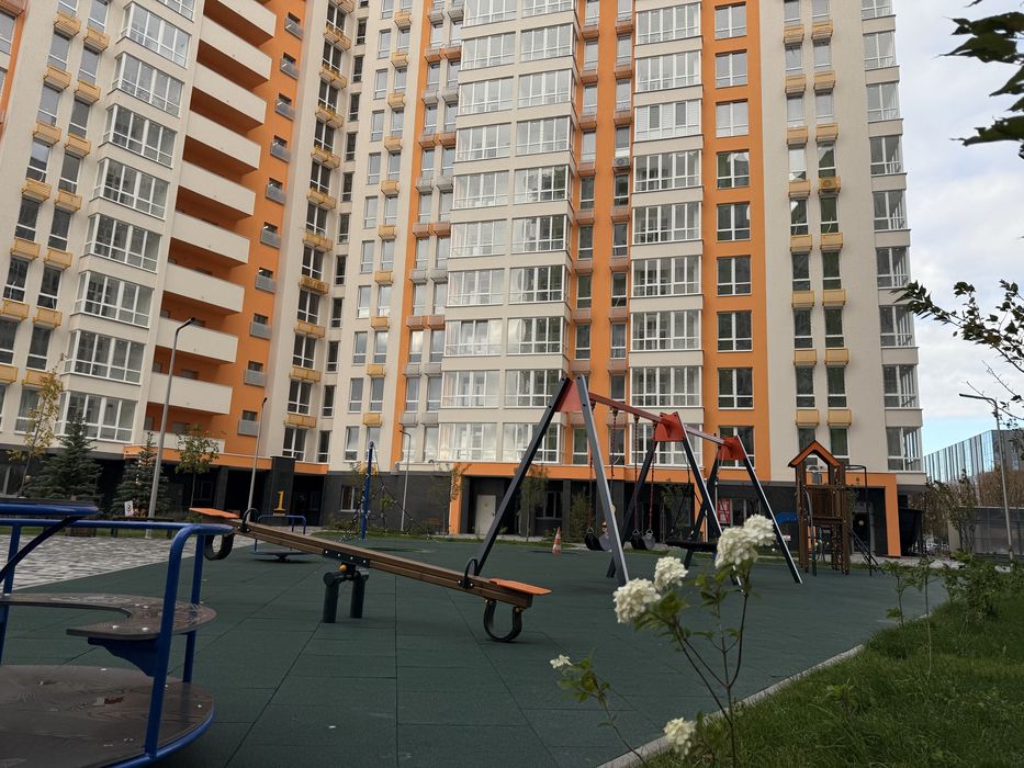 продаж квартири 2 кім. 67,4м 3пов. вул. Бердника 1 ЖК Нивки Парк