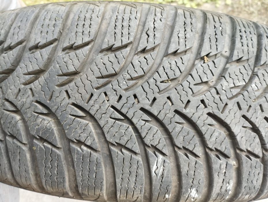 Opony zimowe z felgami stalowymi Kumho 14