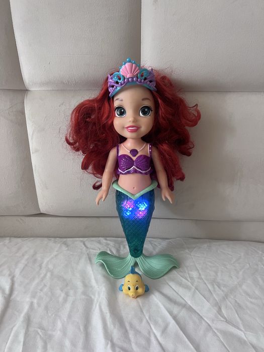 Лялька русалка Disney Princess Jakks Аріель з світящим хвостом 35 см
