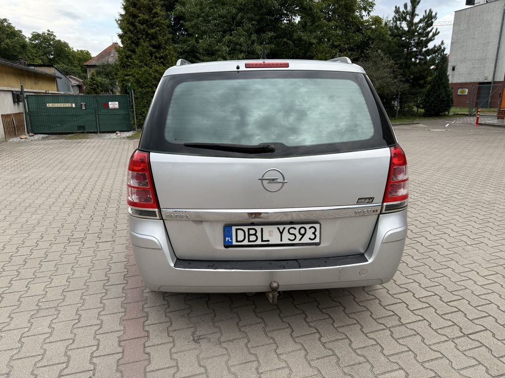 Opel Zafira 1.9 CDTI • 7-osobowy