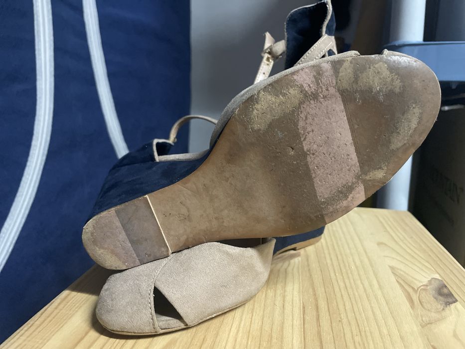 Piękne koturny Stradivarius 41