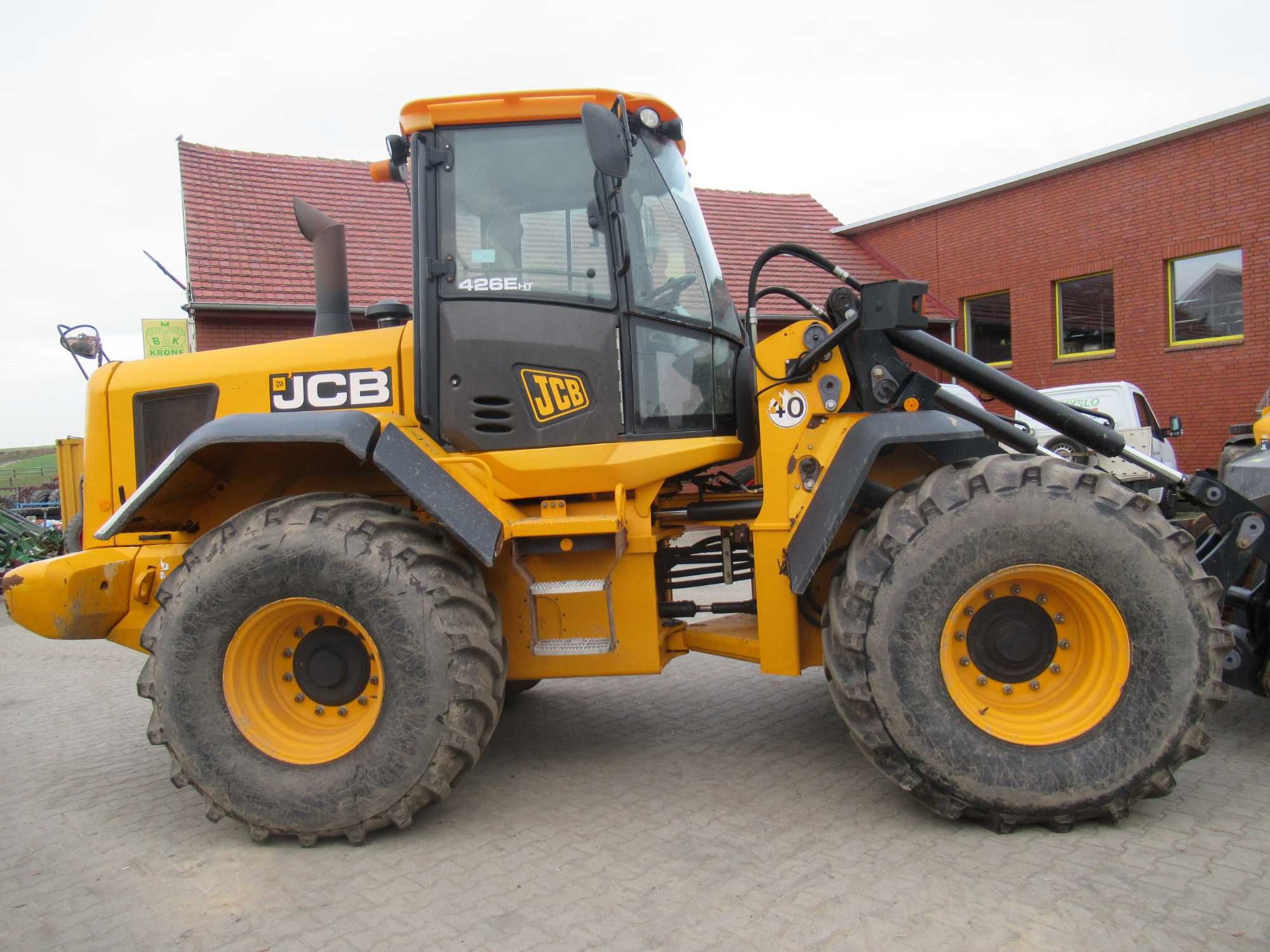 ladowarka miniladowarka teleskopowa JCB 426 EHT