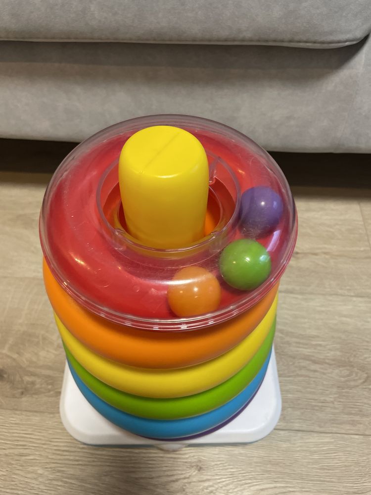 Fisher Price Gigapiramidka z kółek