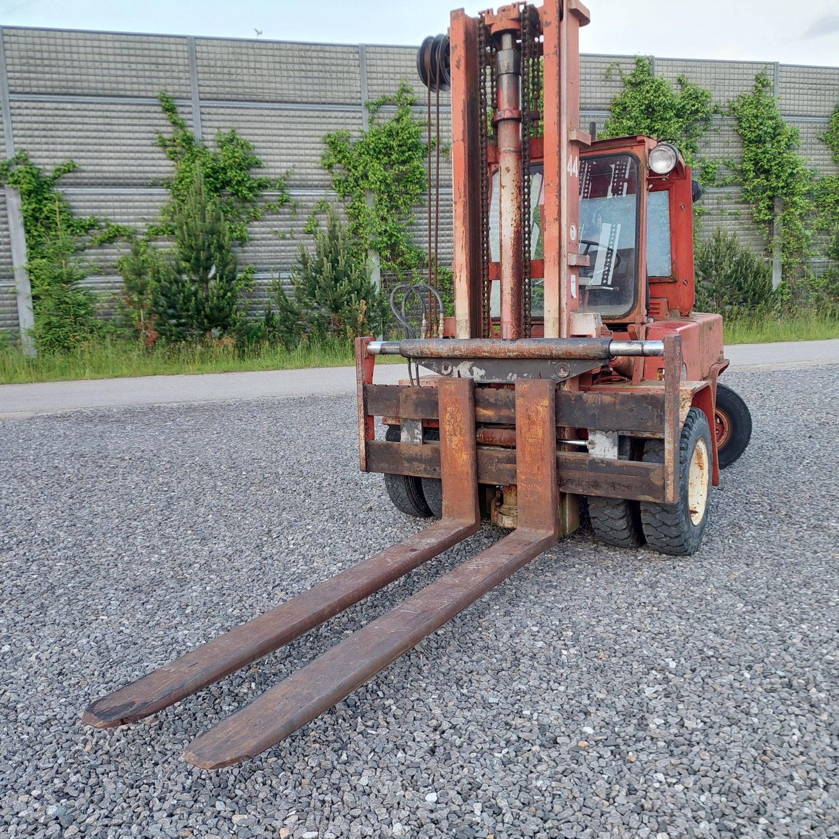 Wózek widłowy clark c500 4 tony