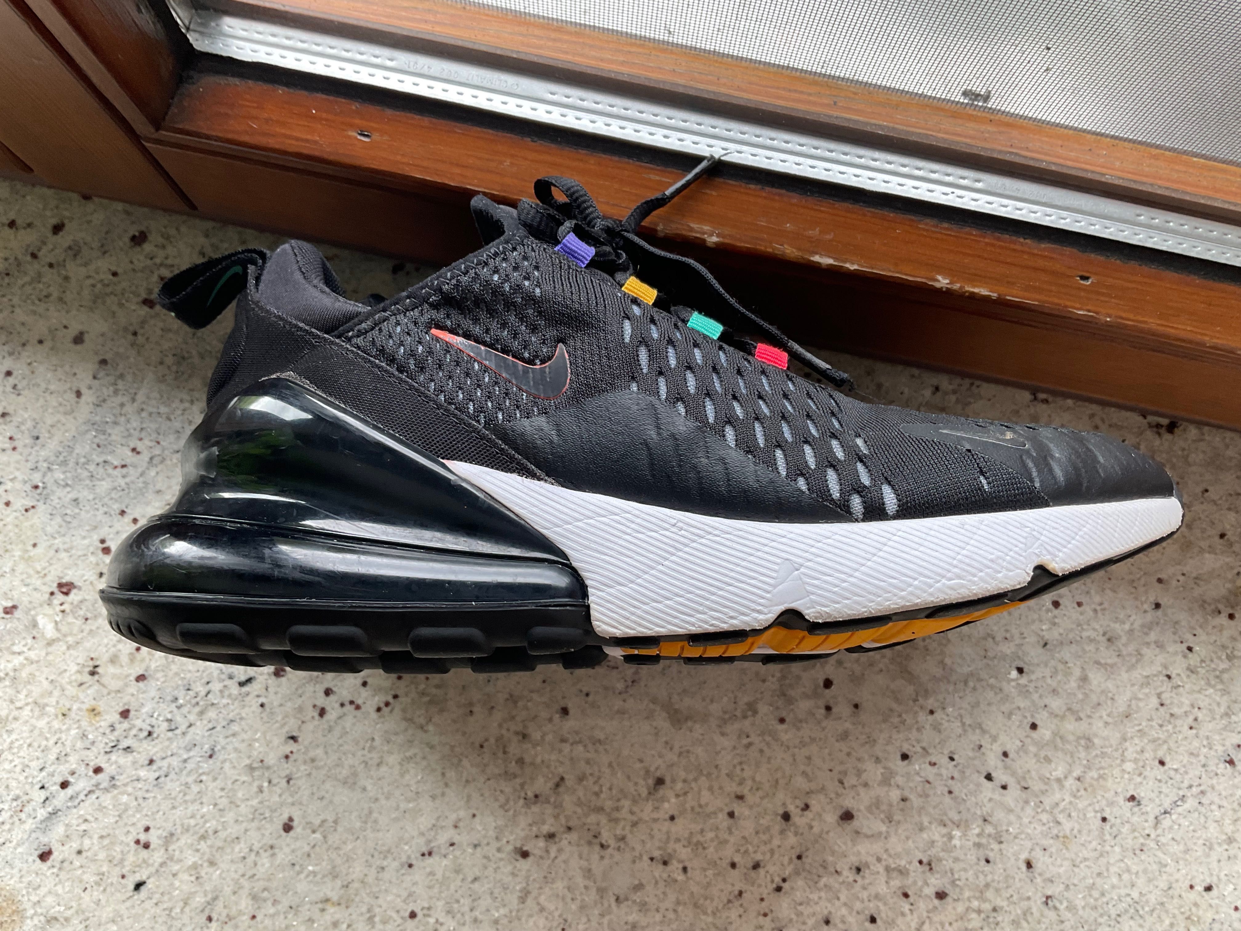 Dzień dobry. Sprzedam orginalne Nike air max 270. Rozmiar 37,5-38.