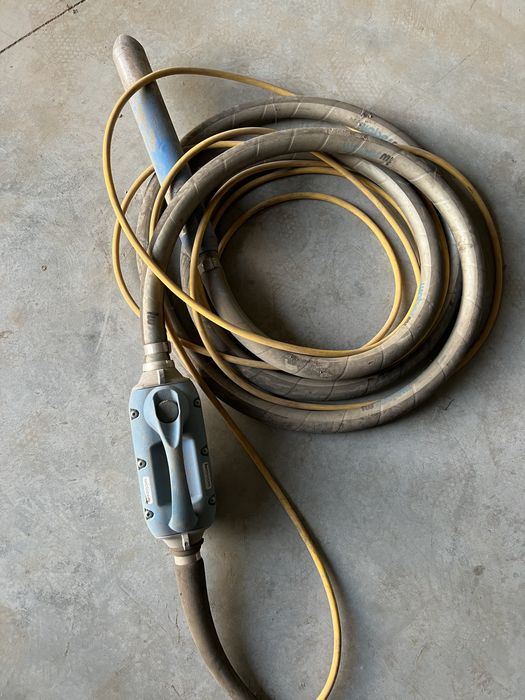 Wibrator do betonu Wacker Neuson Weco